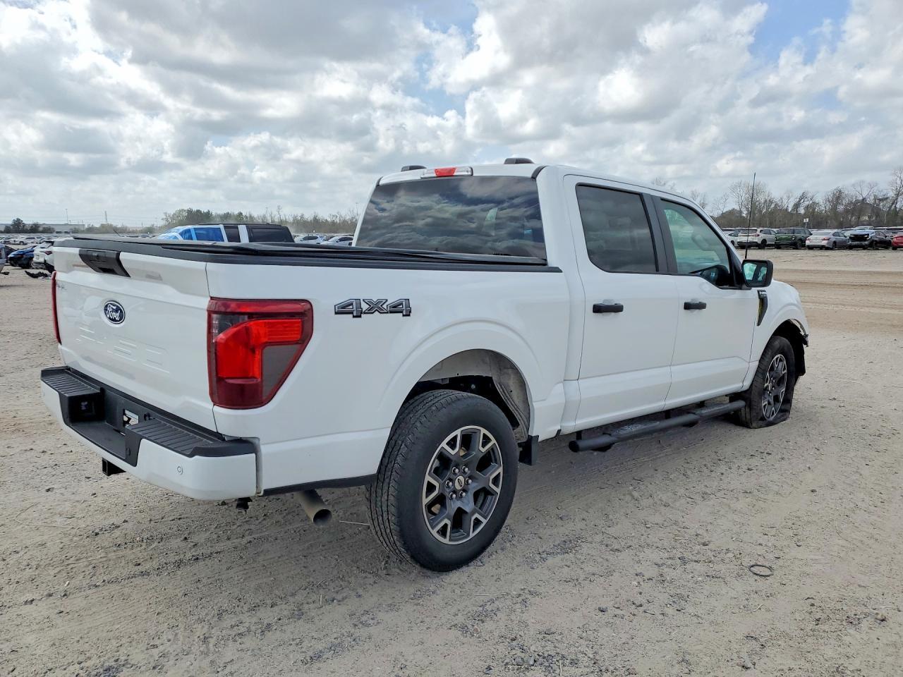 2024 Ford F150 Stx - Фото 3