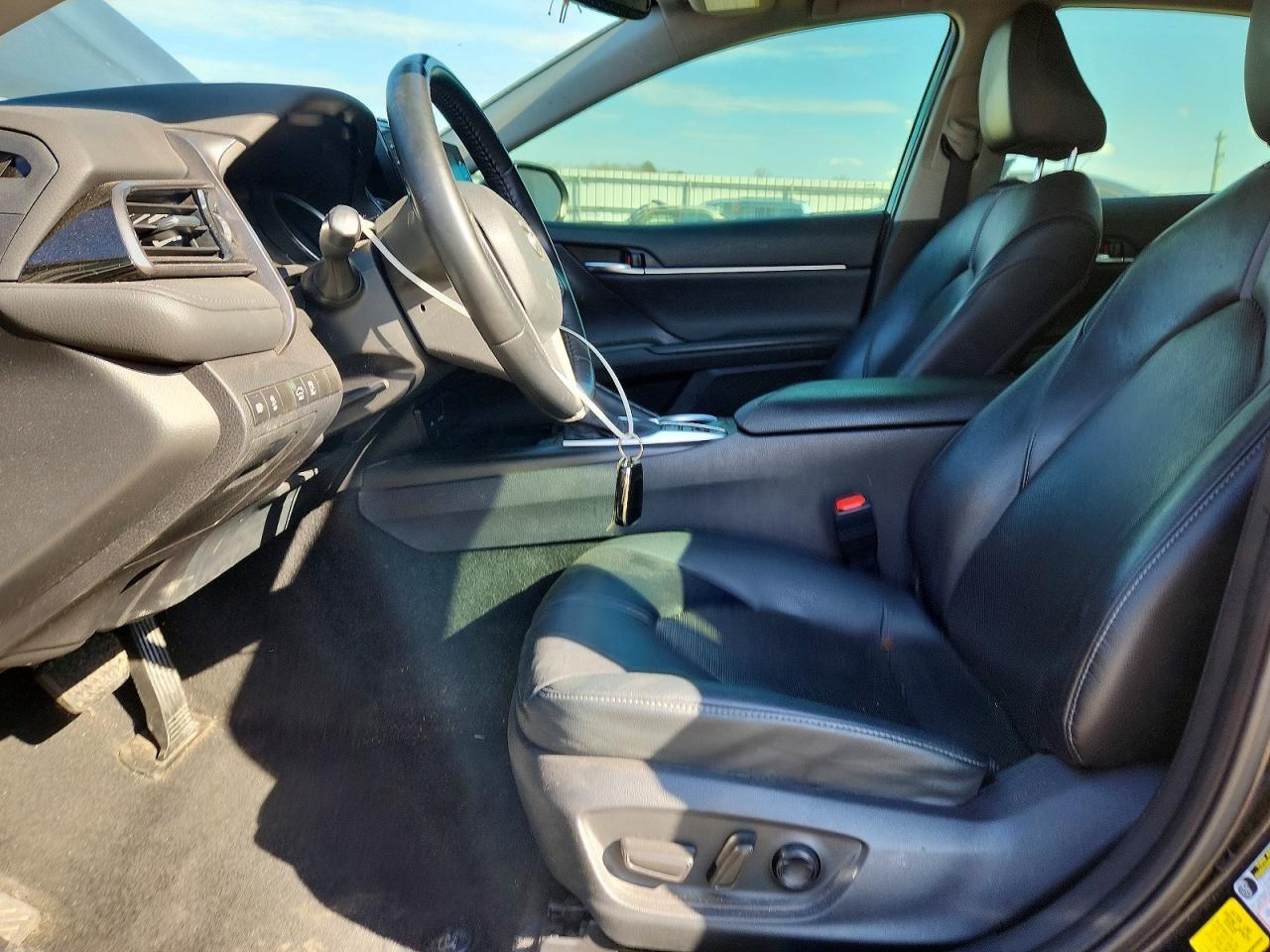 2021 Toyota Camry Xle - Image 7