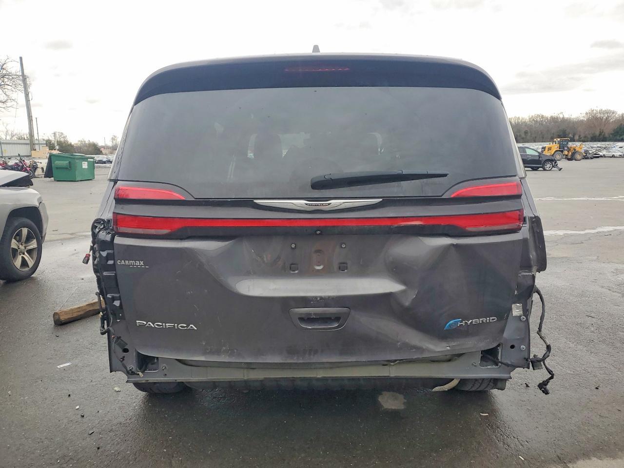 2022 Chrysler Pacifica Hybrid Pinnacle - Image 6