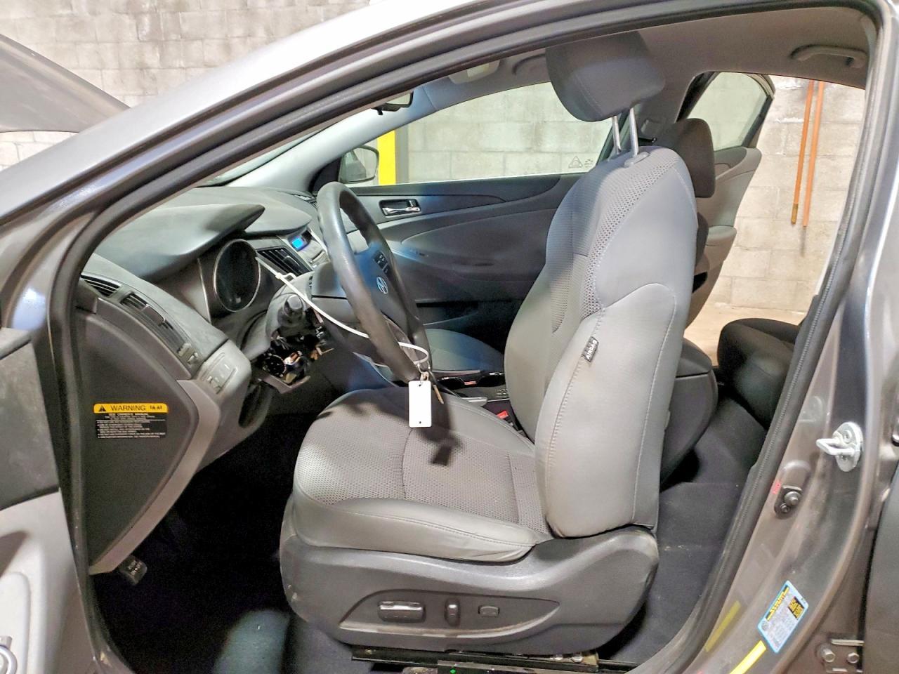 2013 Hyundai Sonata Gls - Image 7