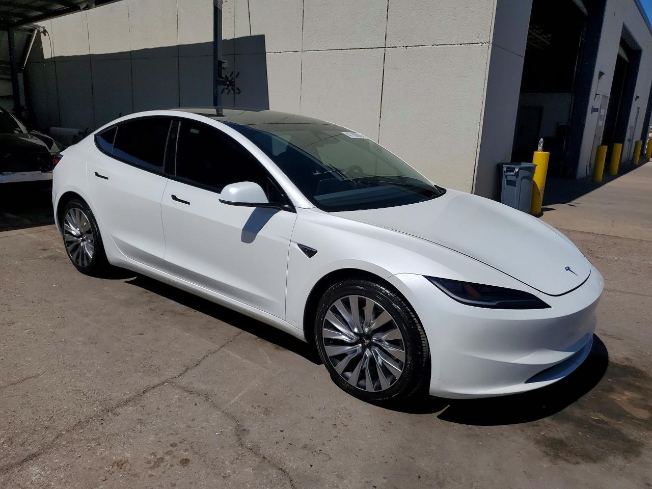 2024 Tesla Model 3 - Фото 4