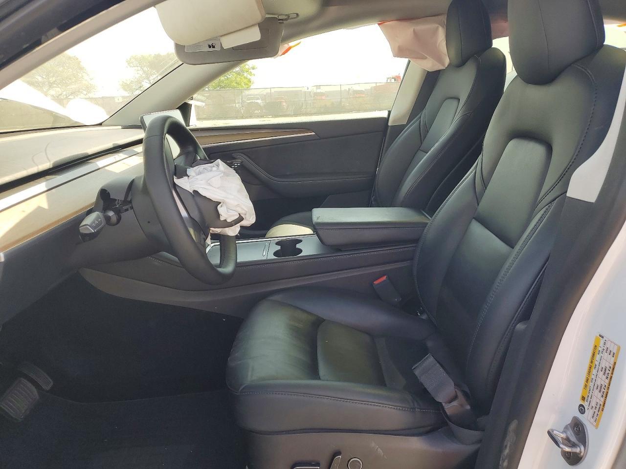 2022 Tesla Model Y - Image 7