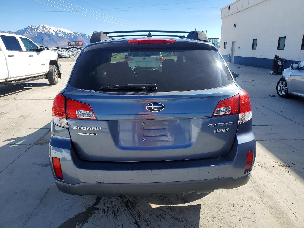 2014 Subaru Outback 2.5I Premium - Фото 6