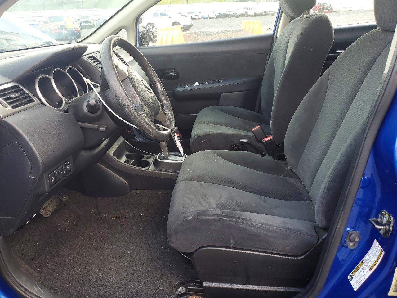 2012 Nissan Versa 1.8 S - Image 7