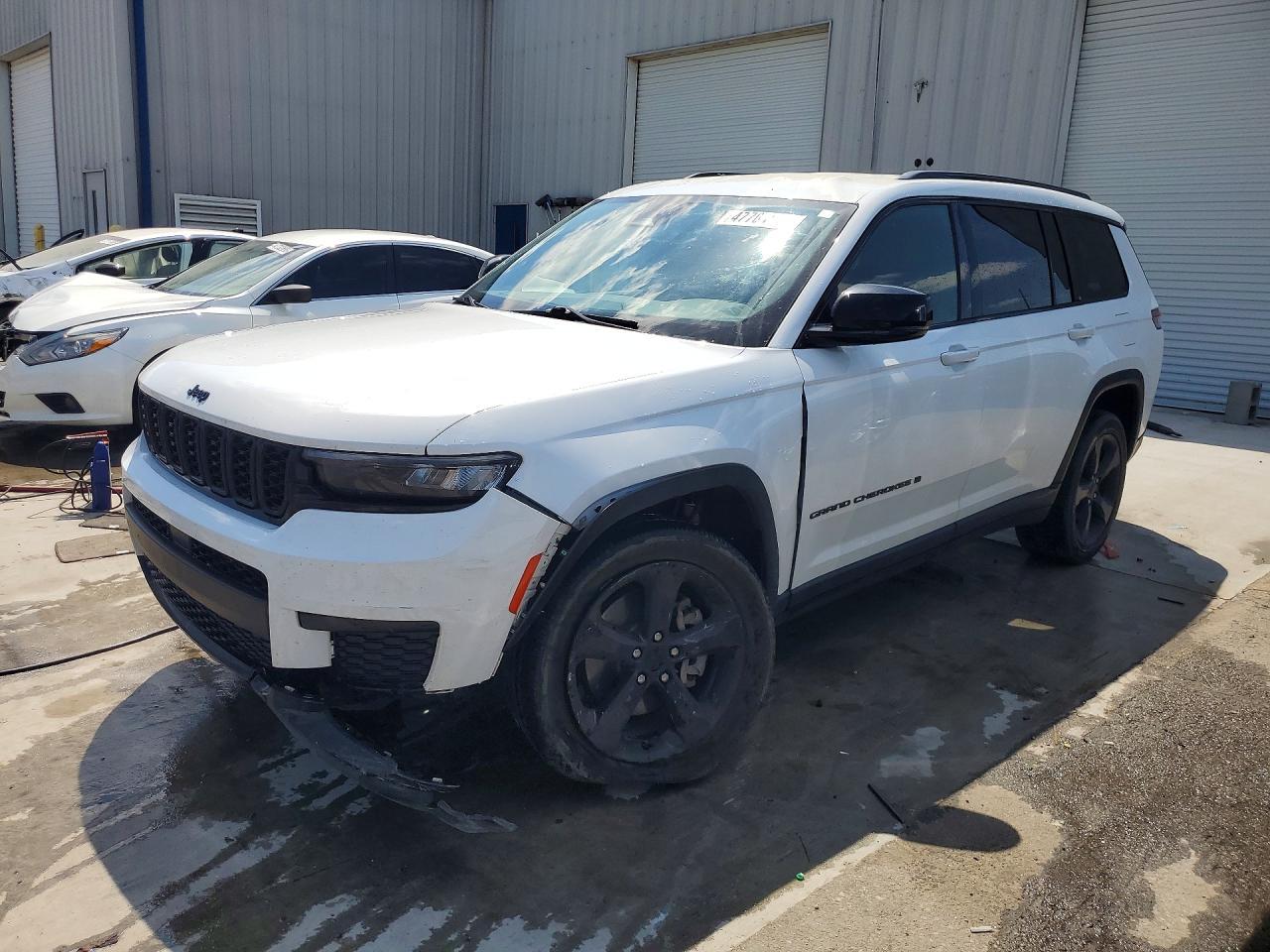 2023 Jeep Grand Cherokee L Laredo