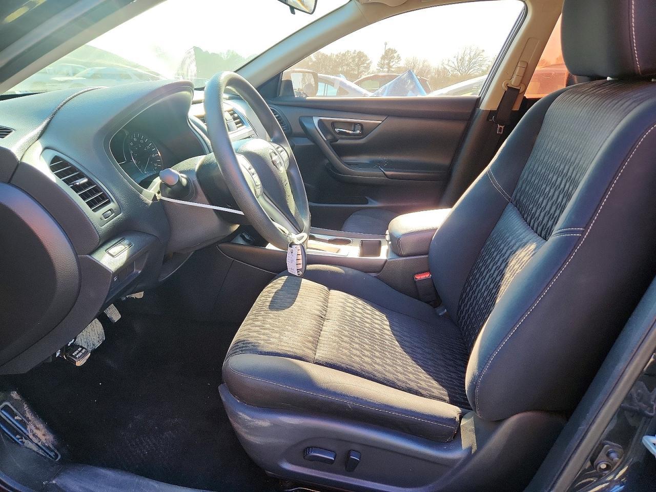 2017 Nissan Altima 2.5 S - Image 7