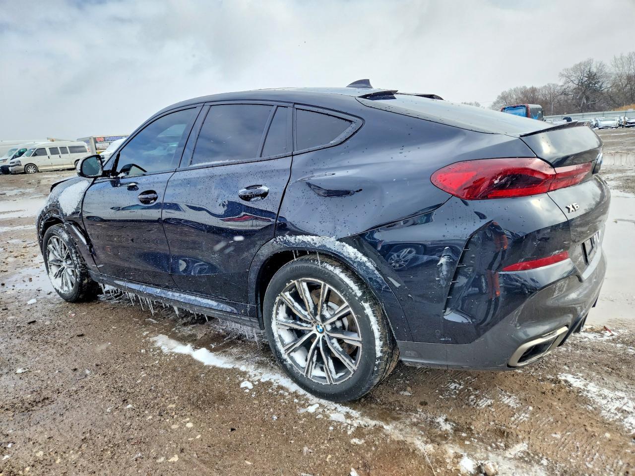 2020 BMW X6 M50I - Фото 2