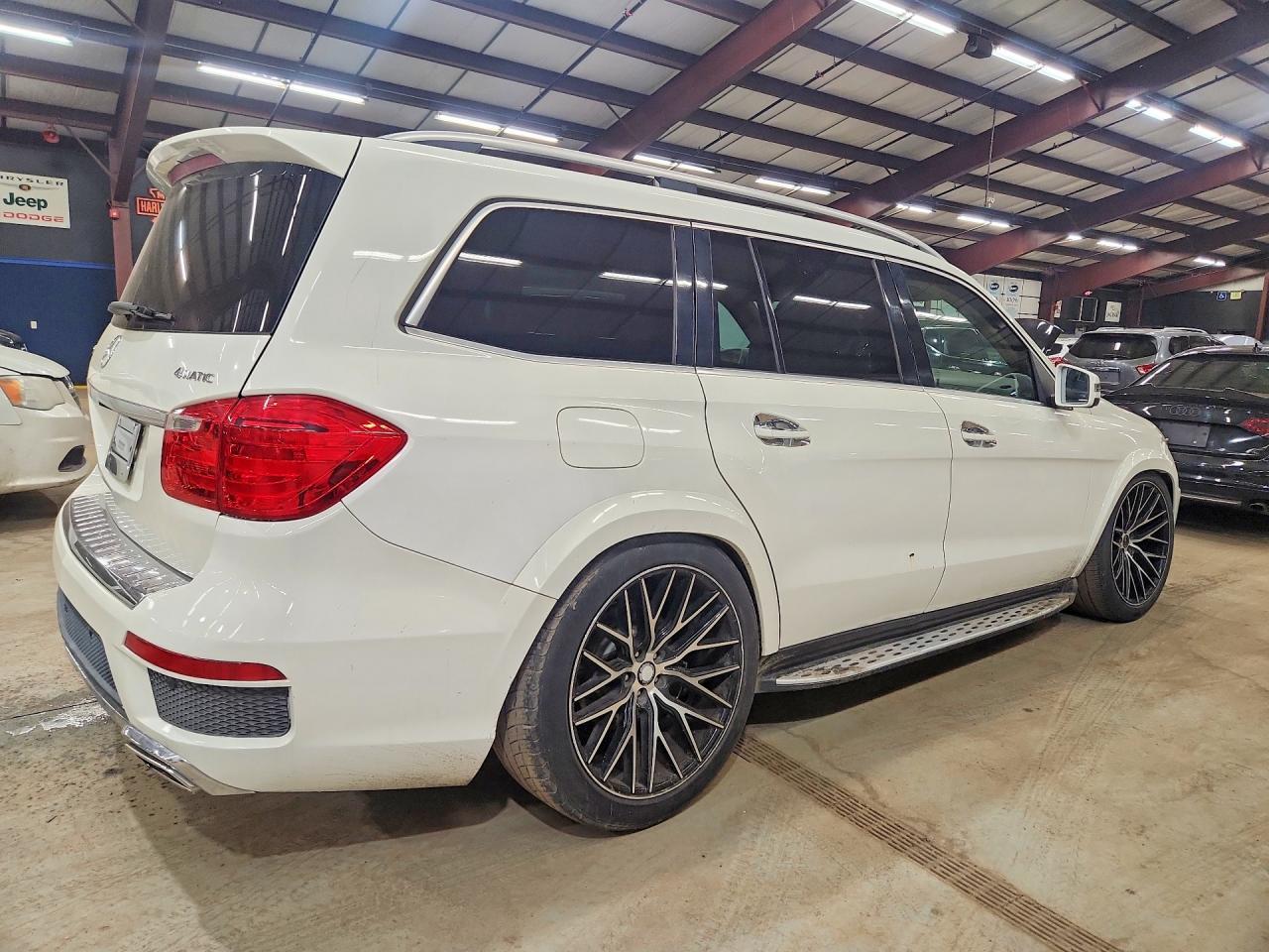 2013 Mercedes-Benz Gl 550 4Matic - Фото 3