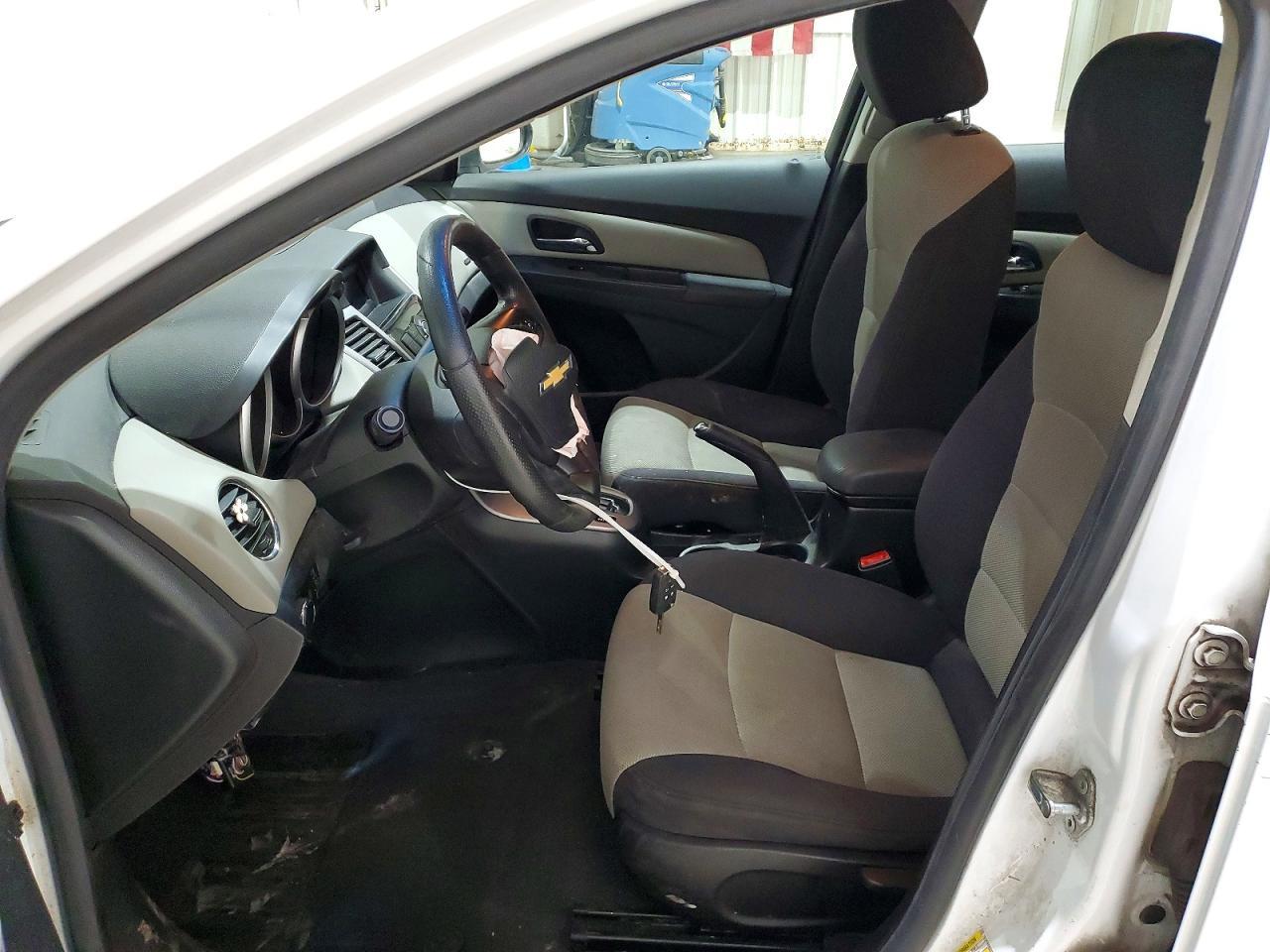 2013 Chevrolet Cruze Ls - Фото 7