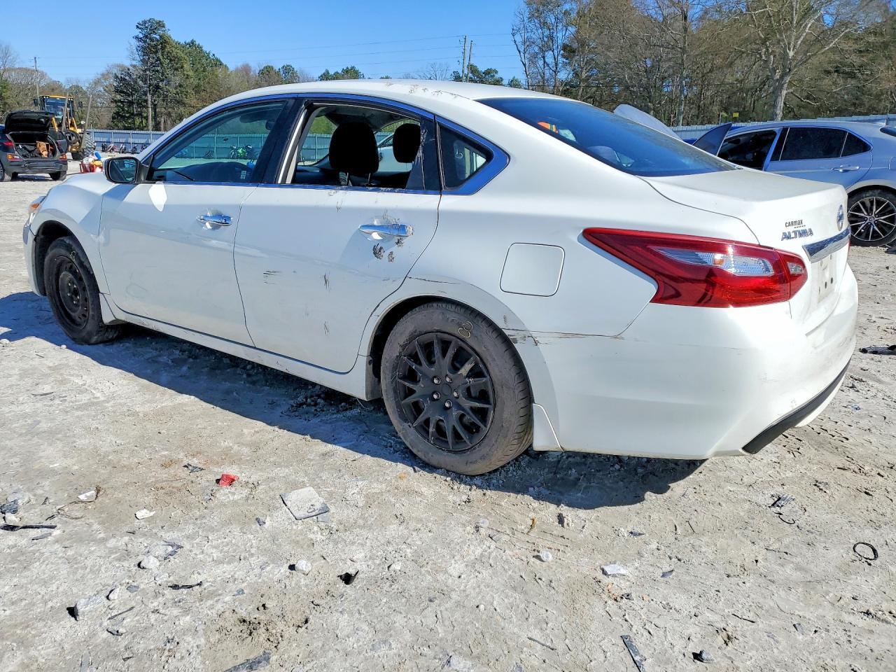 2018 Nissan Altima 2.5 S - Image 2