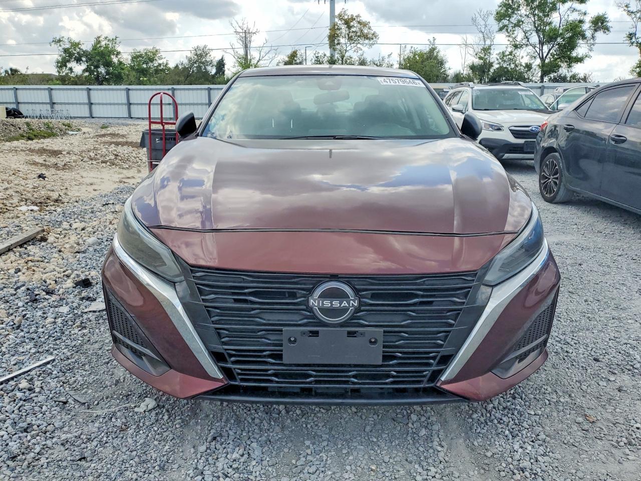 2025 Nissan Altima 2.5 Sv - Фото 5