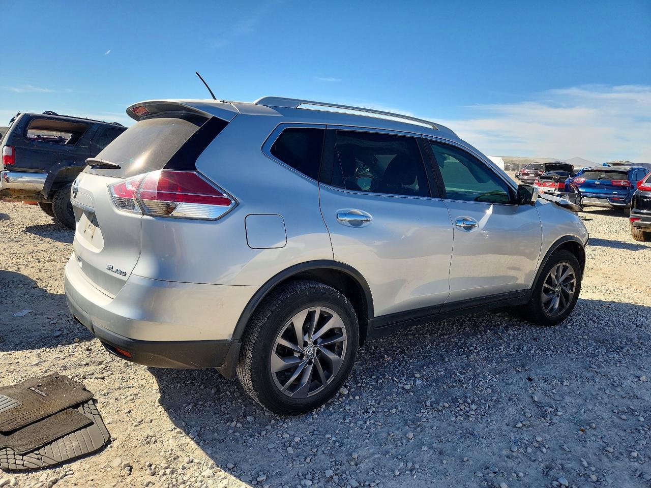 2016 Nissan Rogue Sl - Фото 3