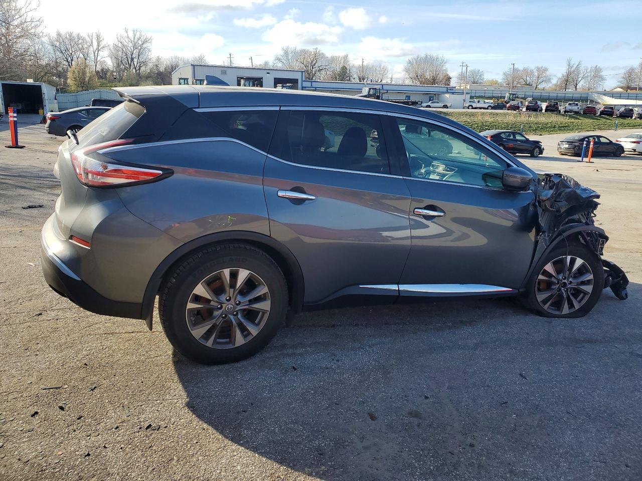 2018 Nissan Murano S - Image 3