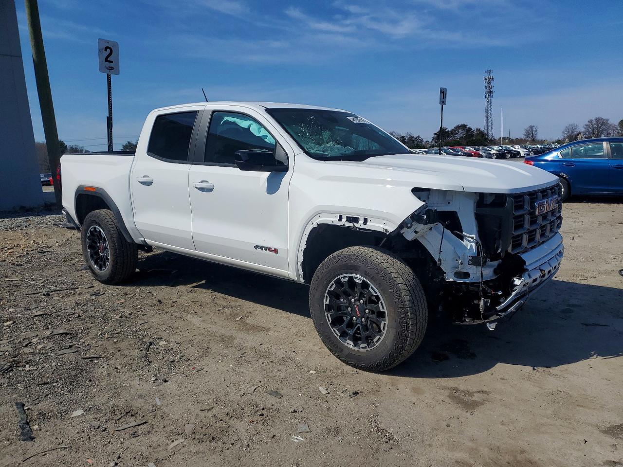 2026 GMC Canyon At4 - Фото 4