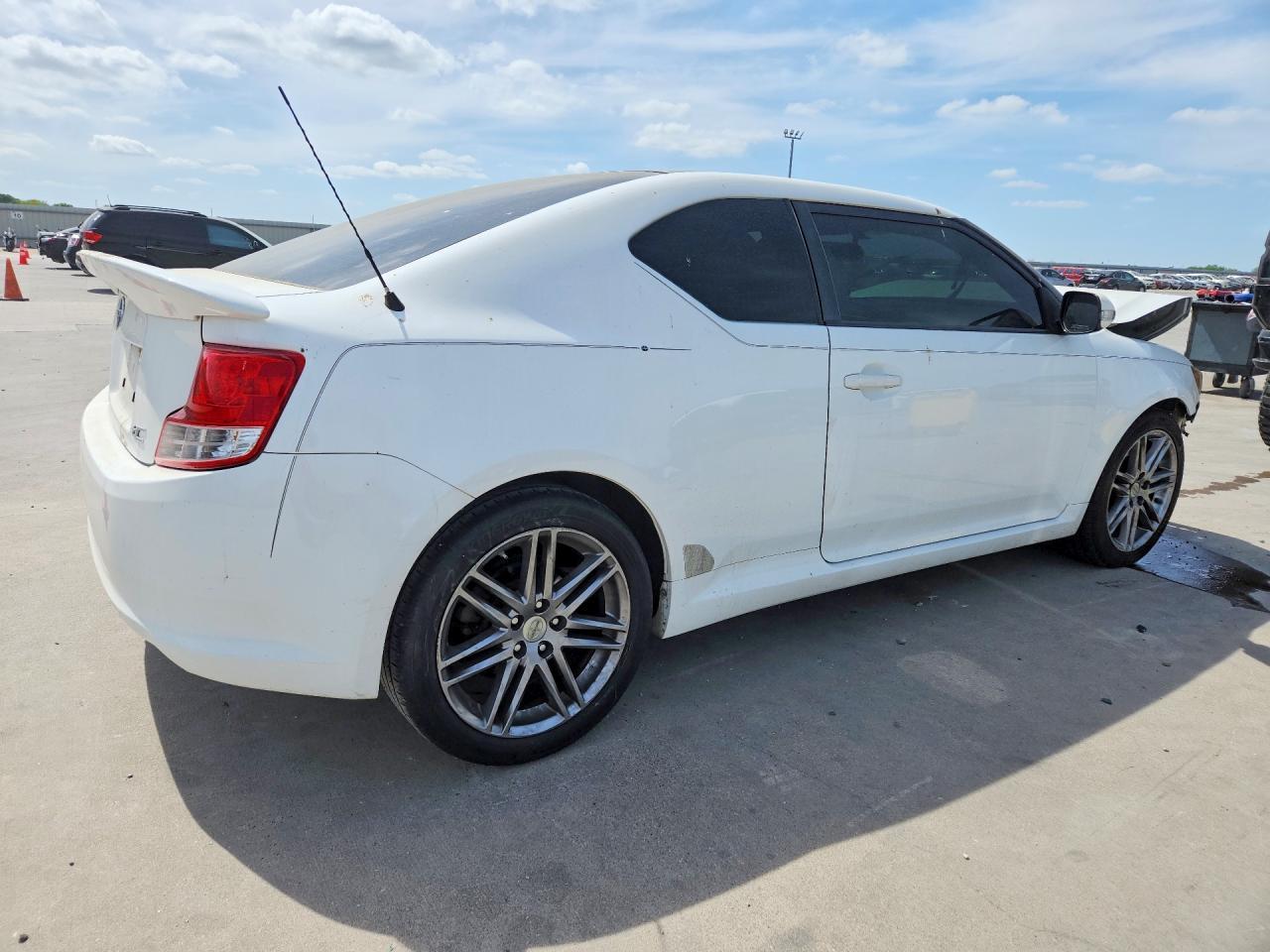 2013 Scion Tc Base - Фото 3
