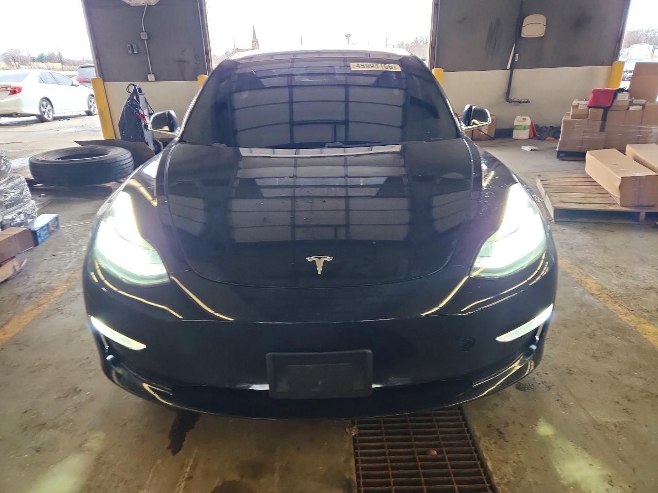 2019 Tesla Model 3 - Image 5