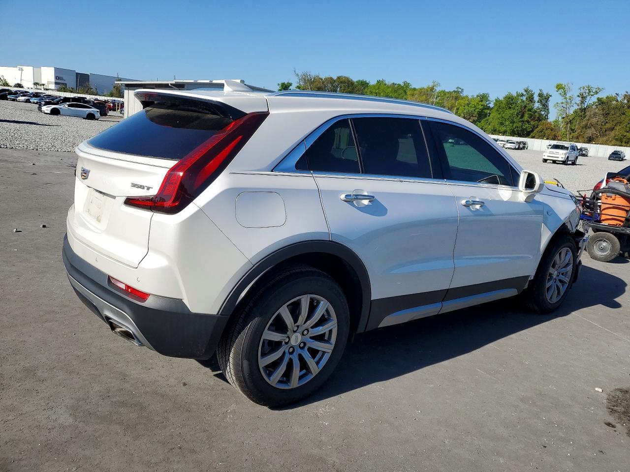 2020 Cadillac Xt4 Premium Luxury - Фото 3