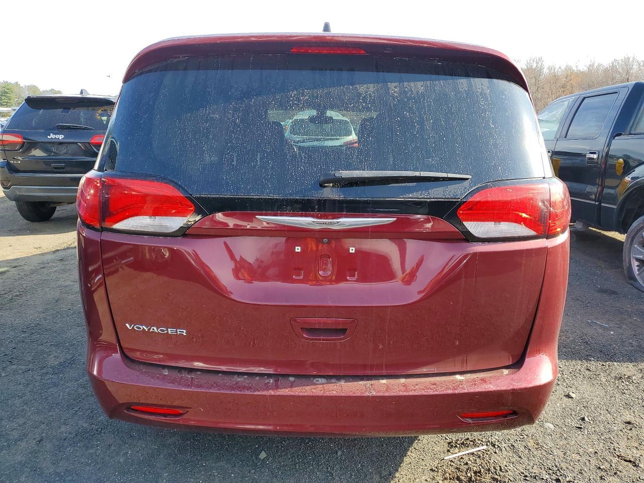 2021 Chrysler Voyager Lxi - Фото 6
