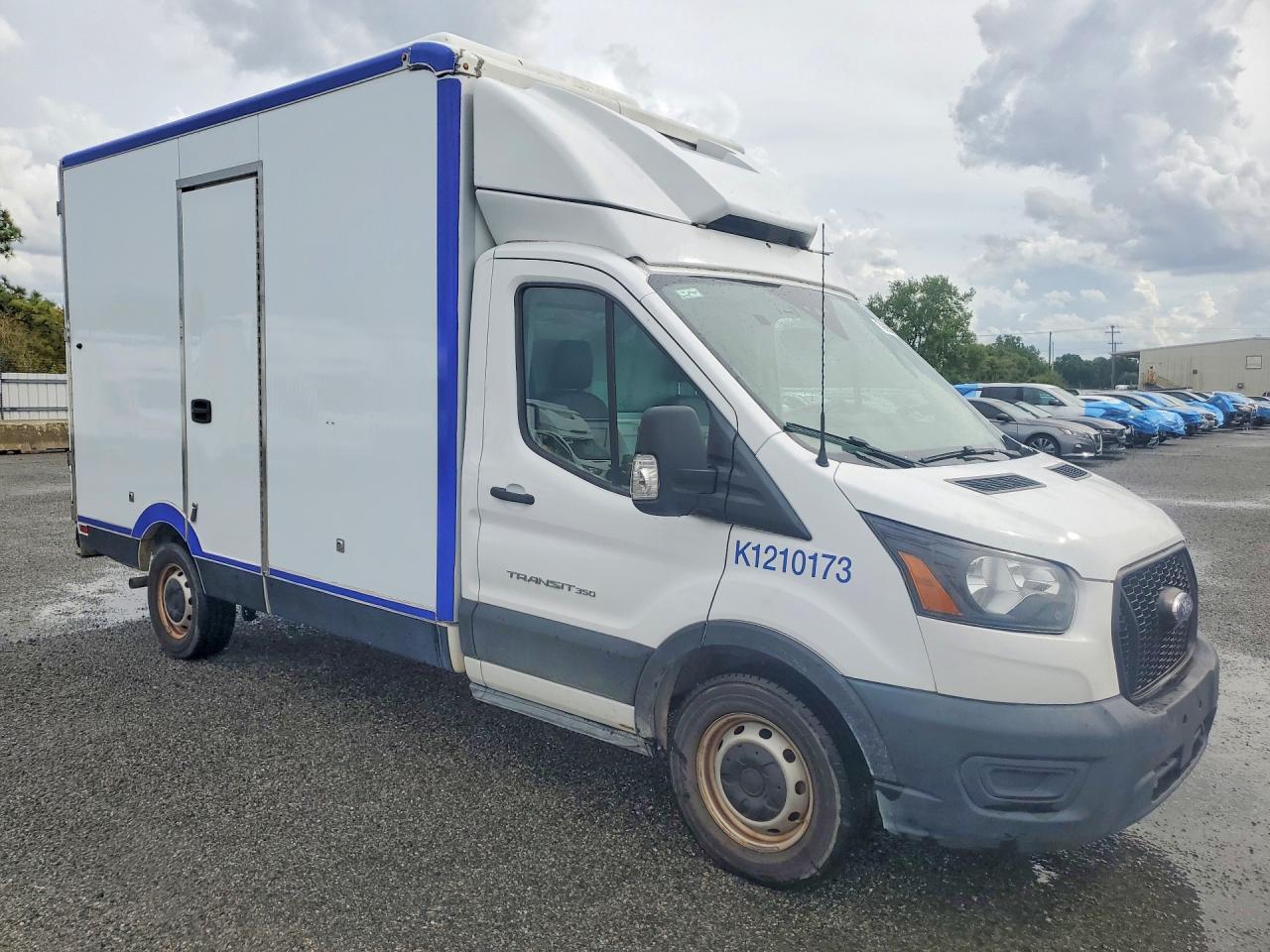 2021 Ford Transit Delivery Truck - Фото 4