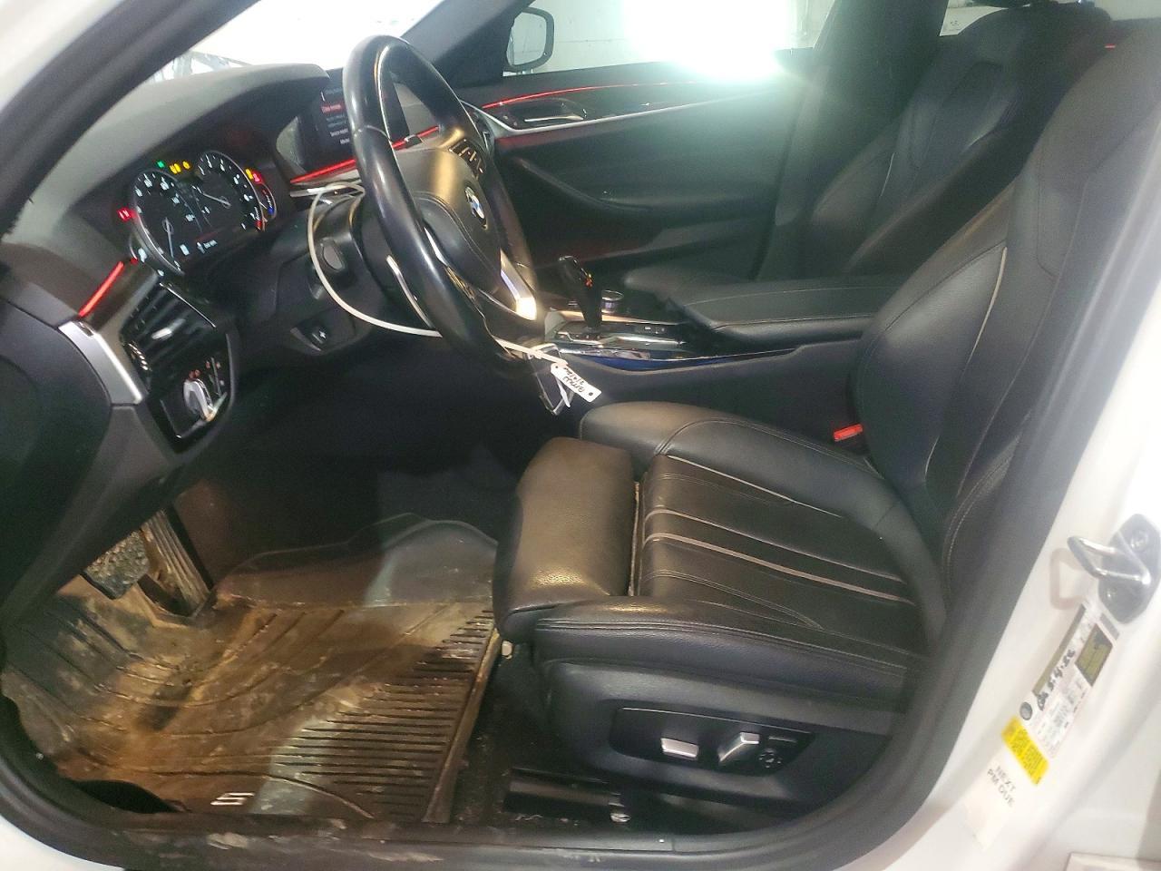 2019 BMW 530 I - Image 7