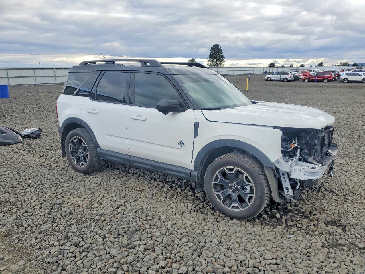 2025 Ford Bronco Sport Outer Banks - Image 4
