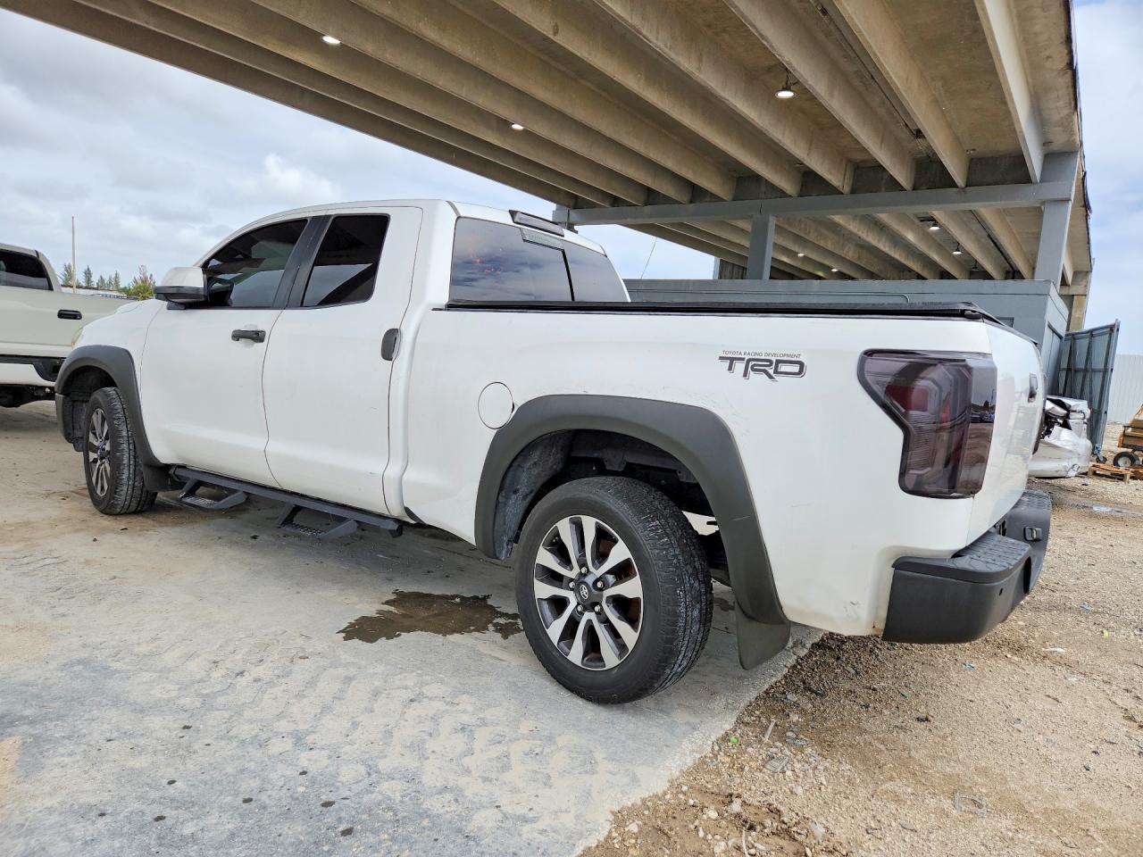 2008 Toyota Tundra Sr5 - Image 2