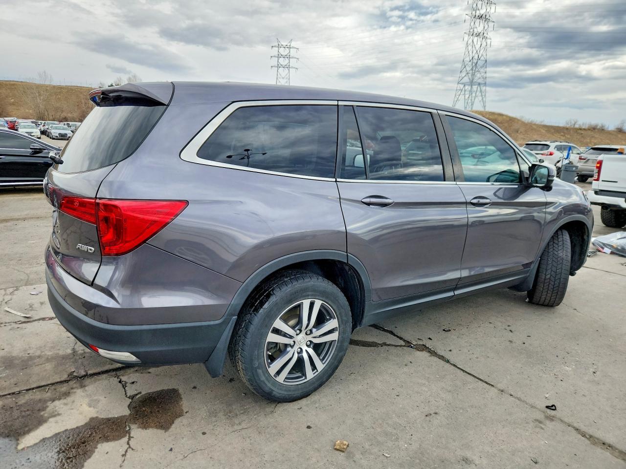 2017 Honda Pilot Exl - Image 3