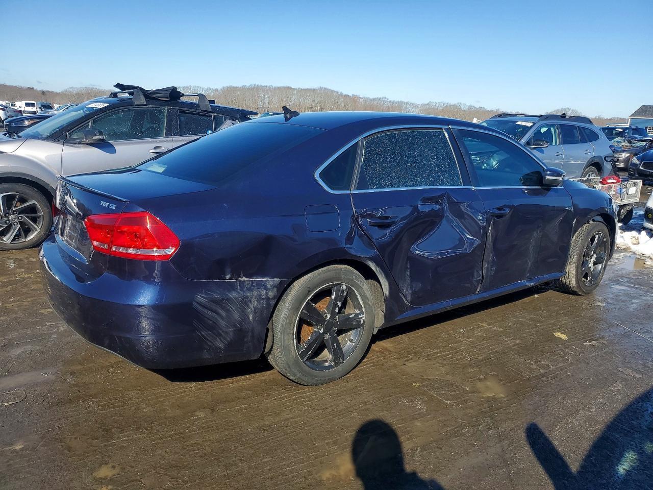 2012 Volkswagen Passat Se - Фото 3