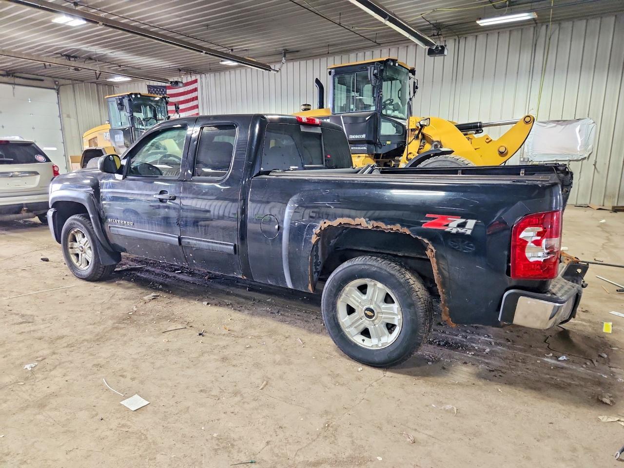 2011 Chevrolet Silverado K1500 Lt - Фото 2