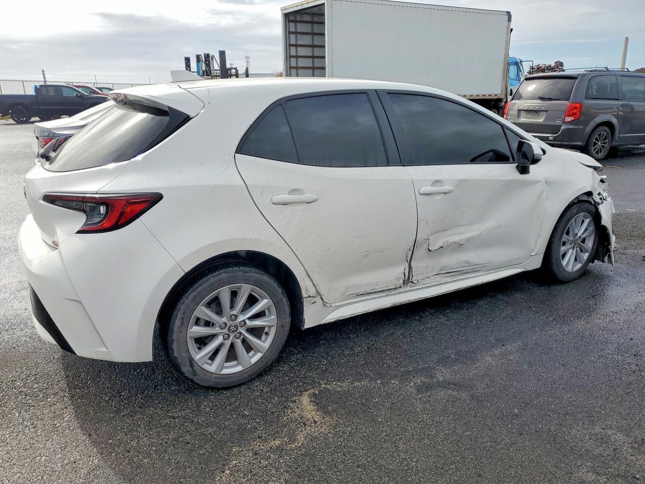 2024 Toyota Corolla Hatchback Se - Фото 3
