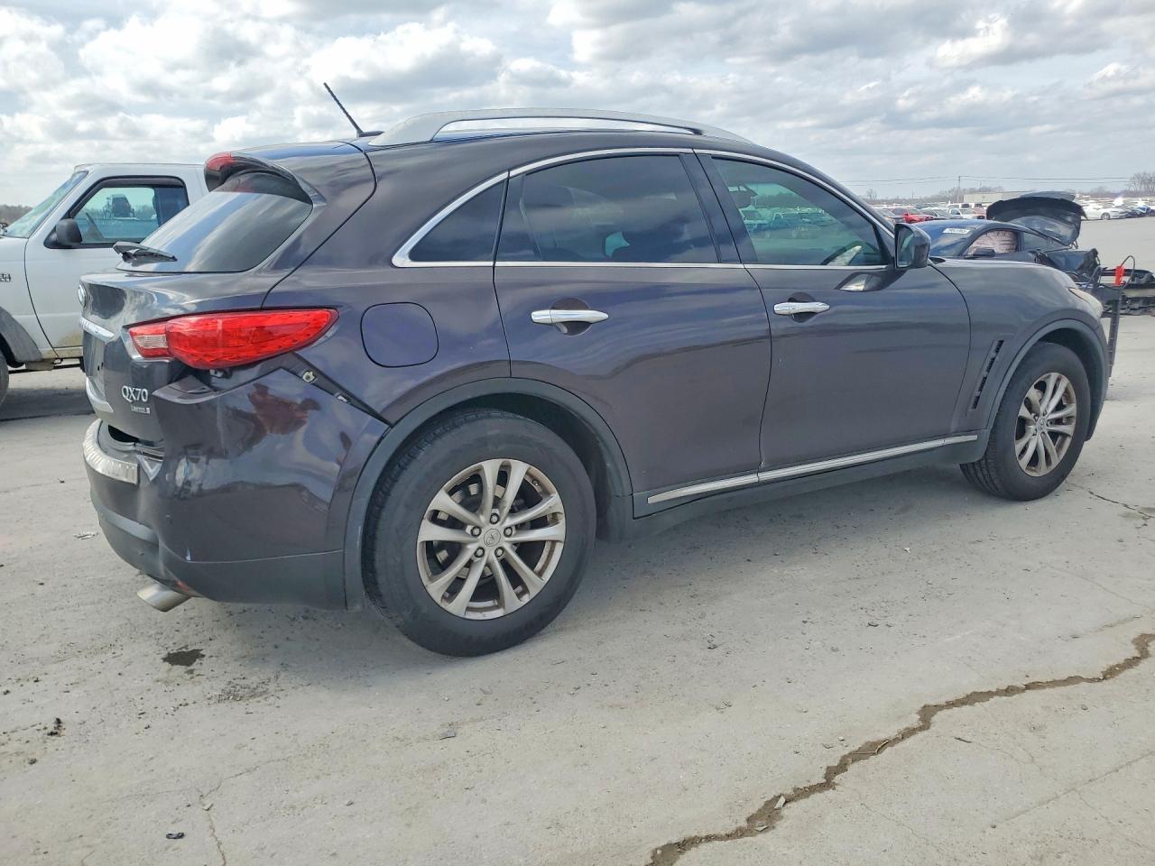 2017 Infiniti Qx70 Base - Фото 3
