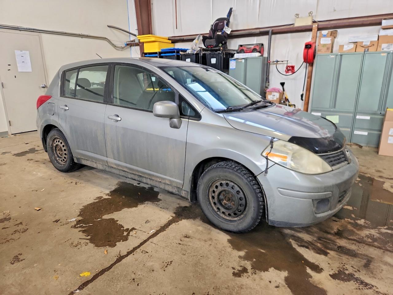2008 Nissan Versa 1.8 S - Фото 4