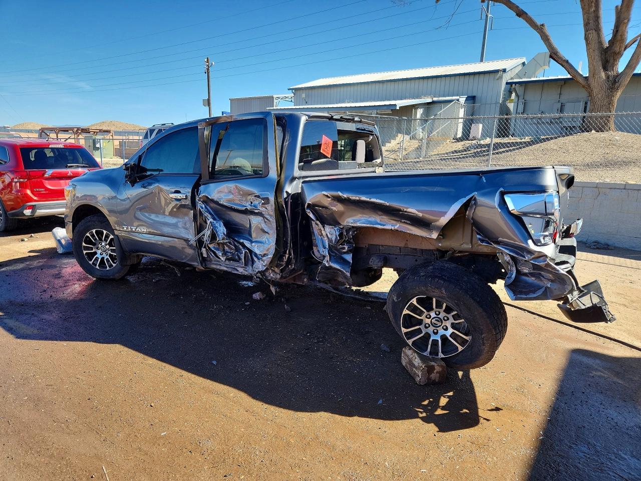 2021 Nissan Titan Sv - Image 2