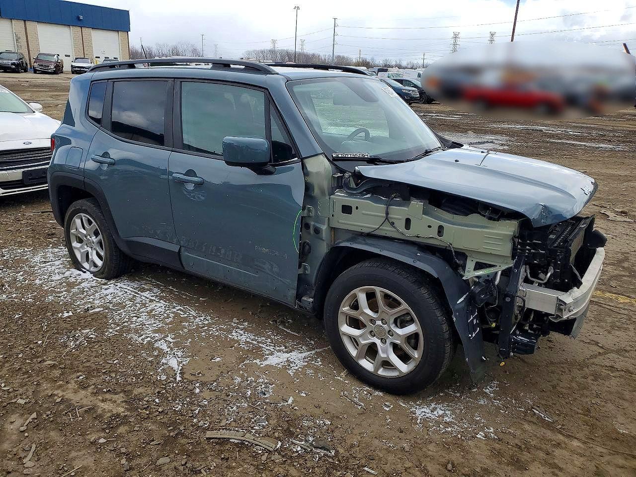 2018 Jeep Renegade Latitude - Image 4