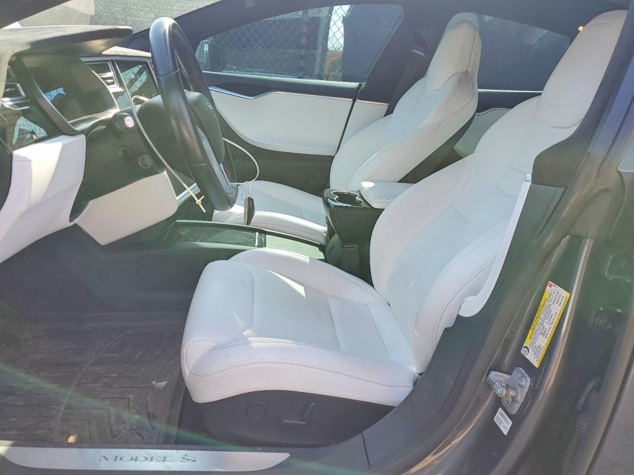 2017 Tesla Model S - Image 7
