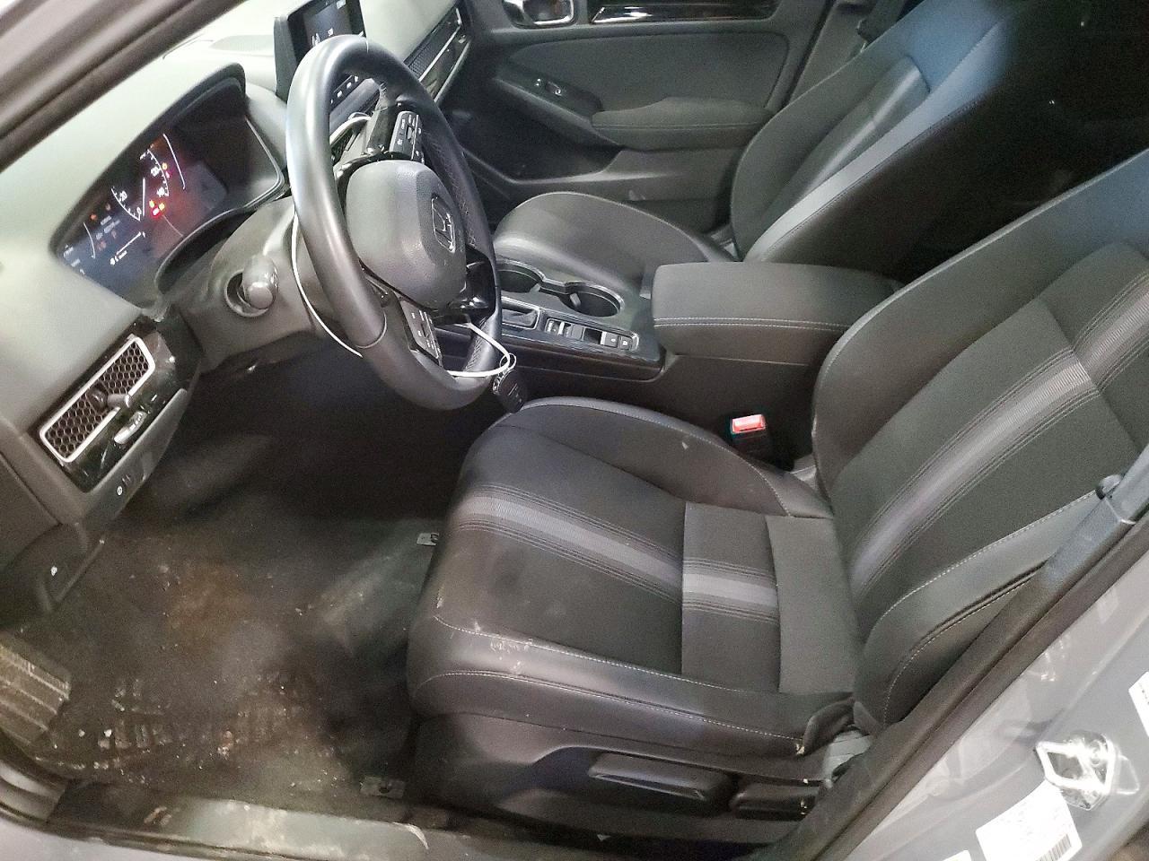 2025 Honda Civic Sport - Image 7