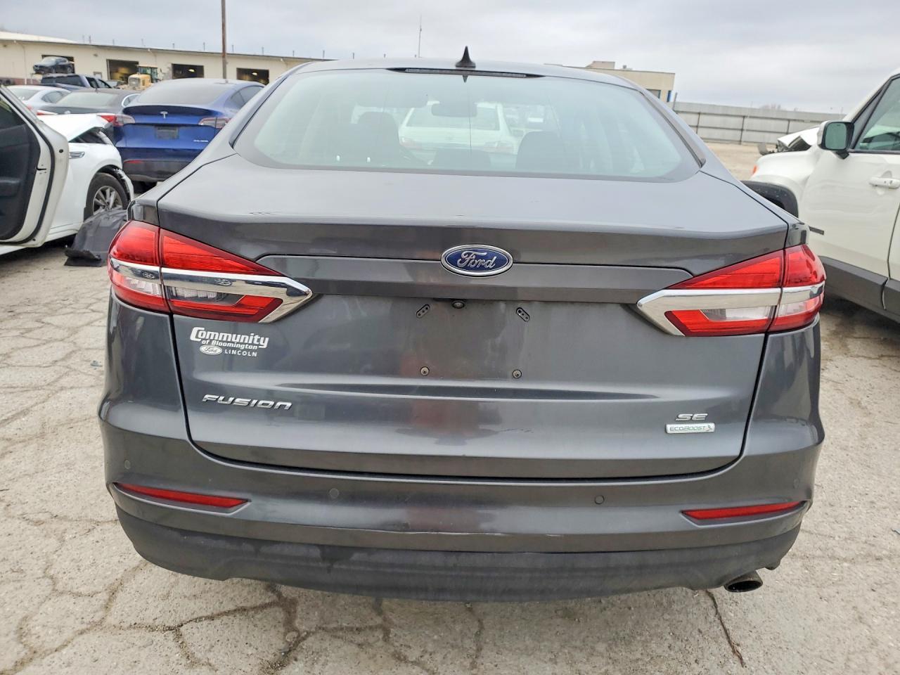 2020 Ford Fusion Se - Image 6