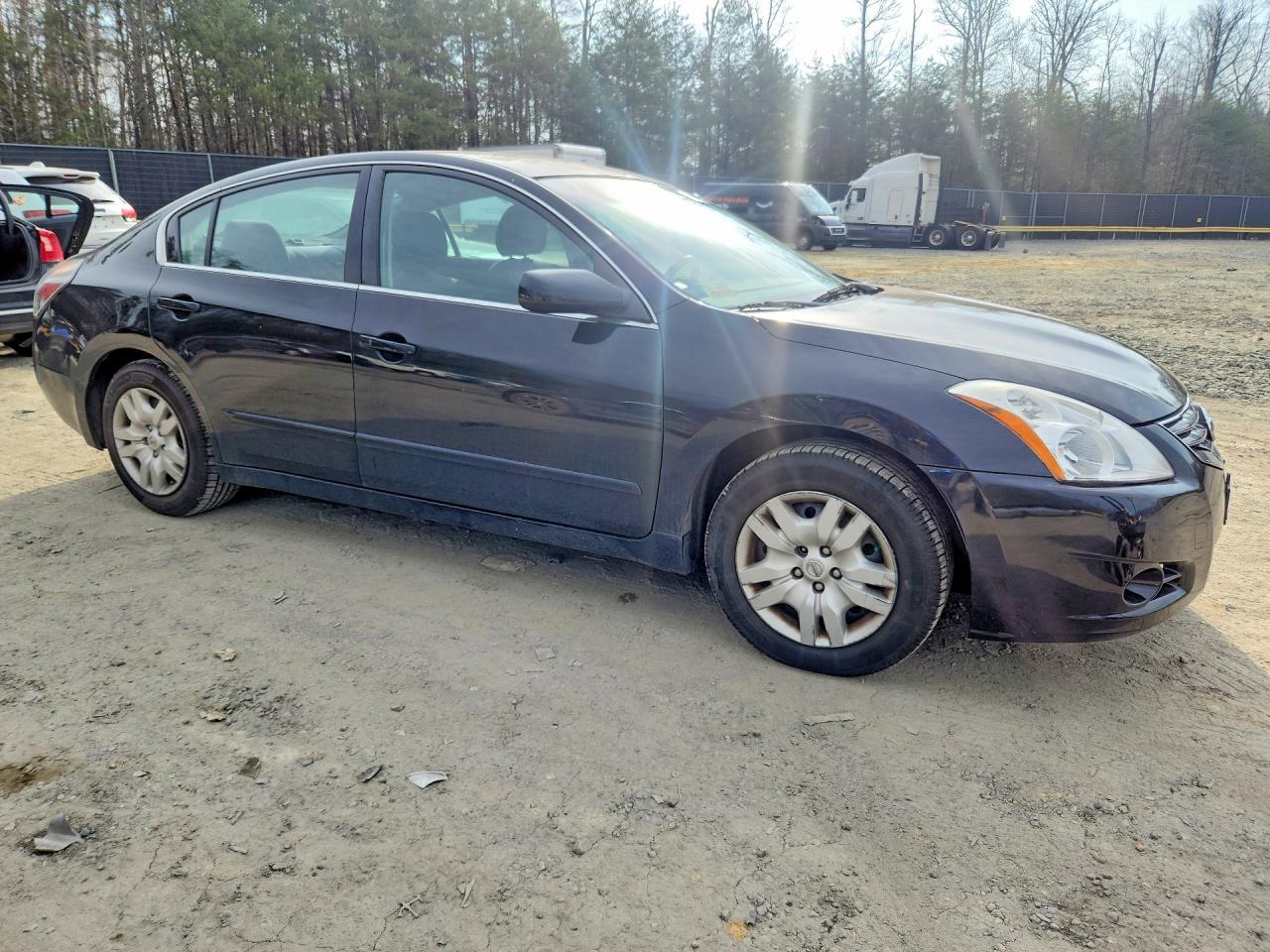 2012 Nissan Altima 2.5 - Фото 4