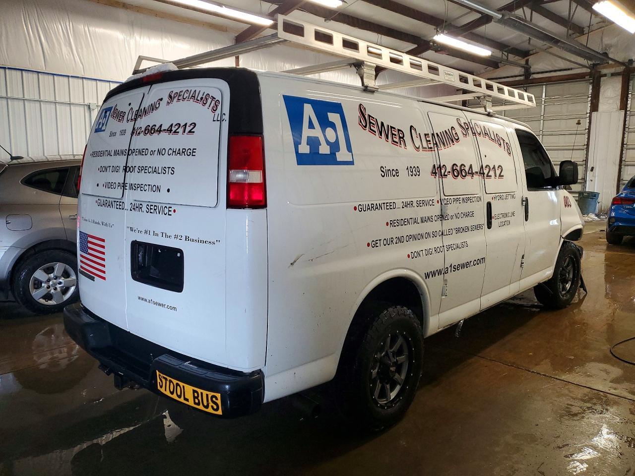 2019 Chevrolet Express G2500 - Фото 3