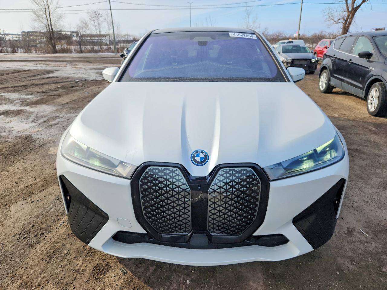 2022 BMW Ix xDrive50 - Image 5