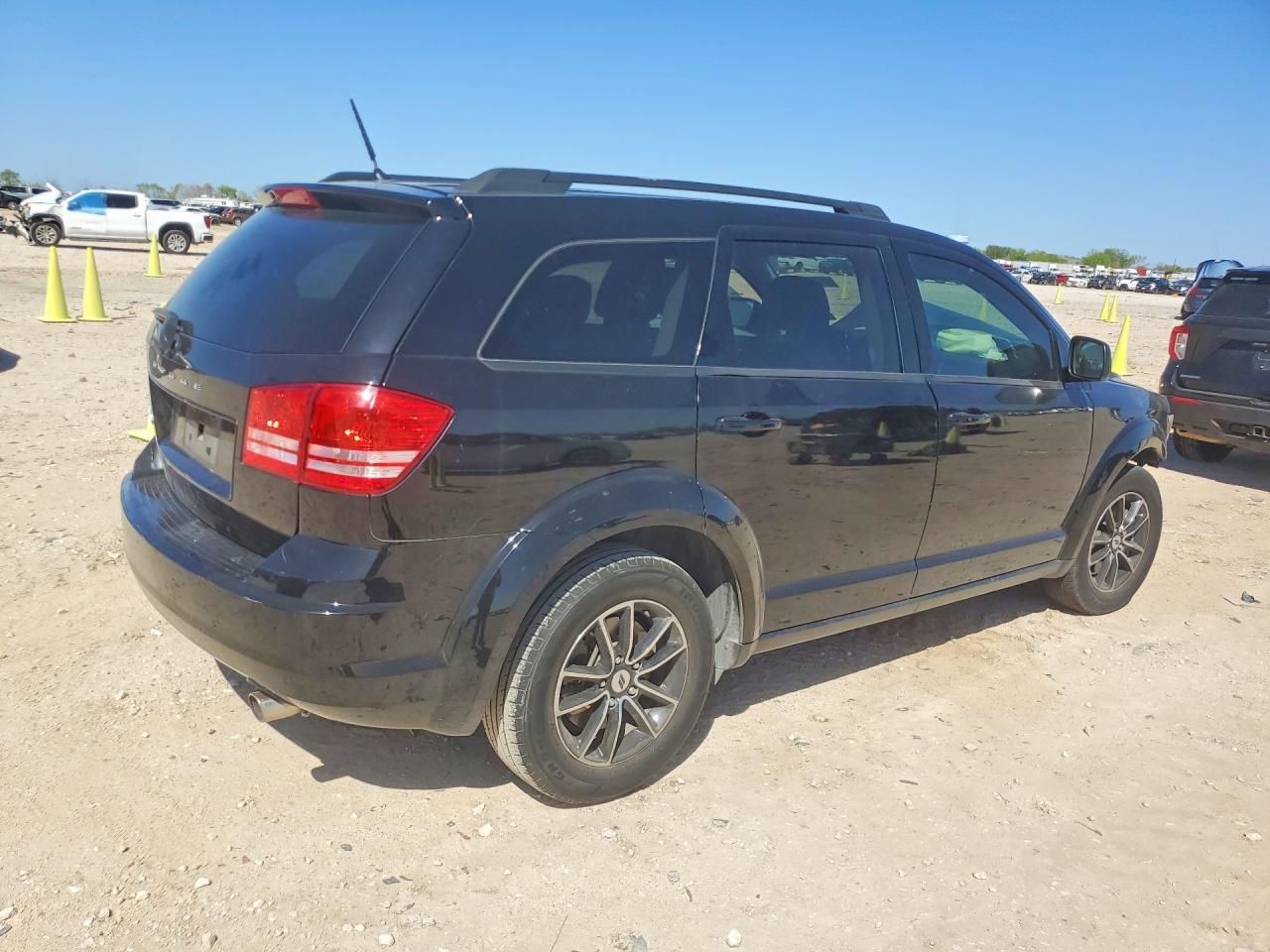 2018 Dodge Journey Se - Image 3