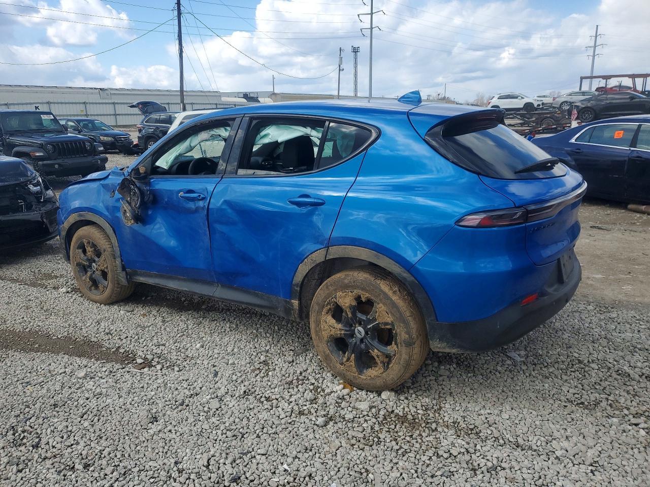 2023 Dodge Hornet Gt - Image 2