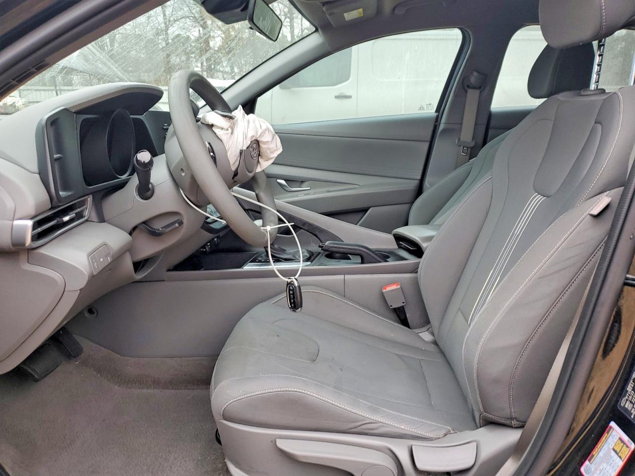 2023 Hyundai Elantra Sel - Фото 7