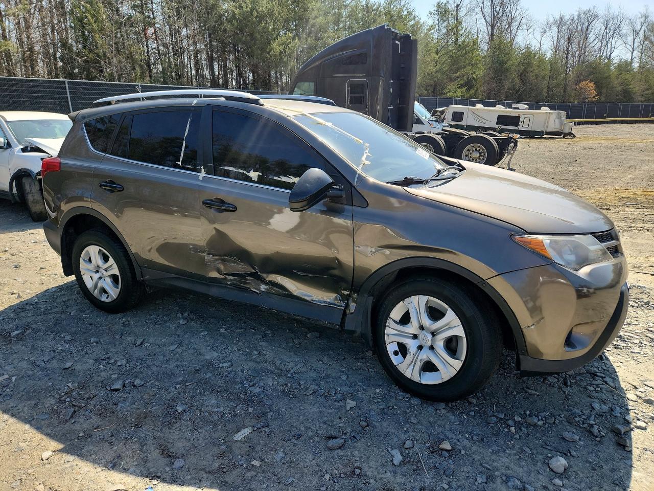2015 Toyota Rav4 Le - Фото 4