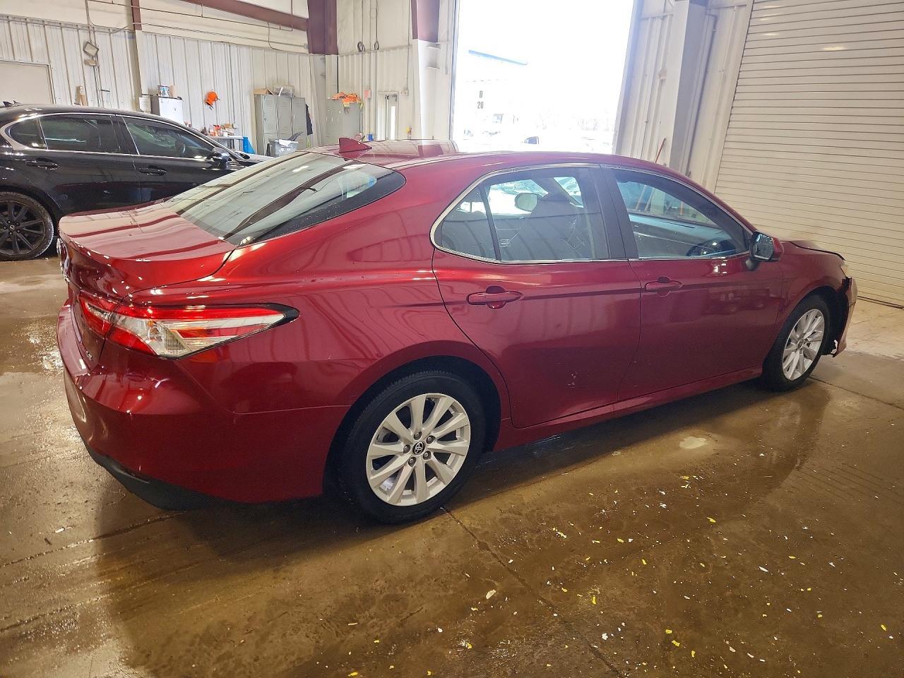 2020 Toyota Camry Le - Image 3