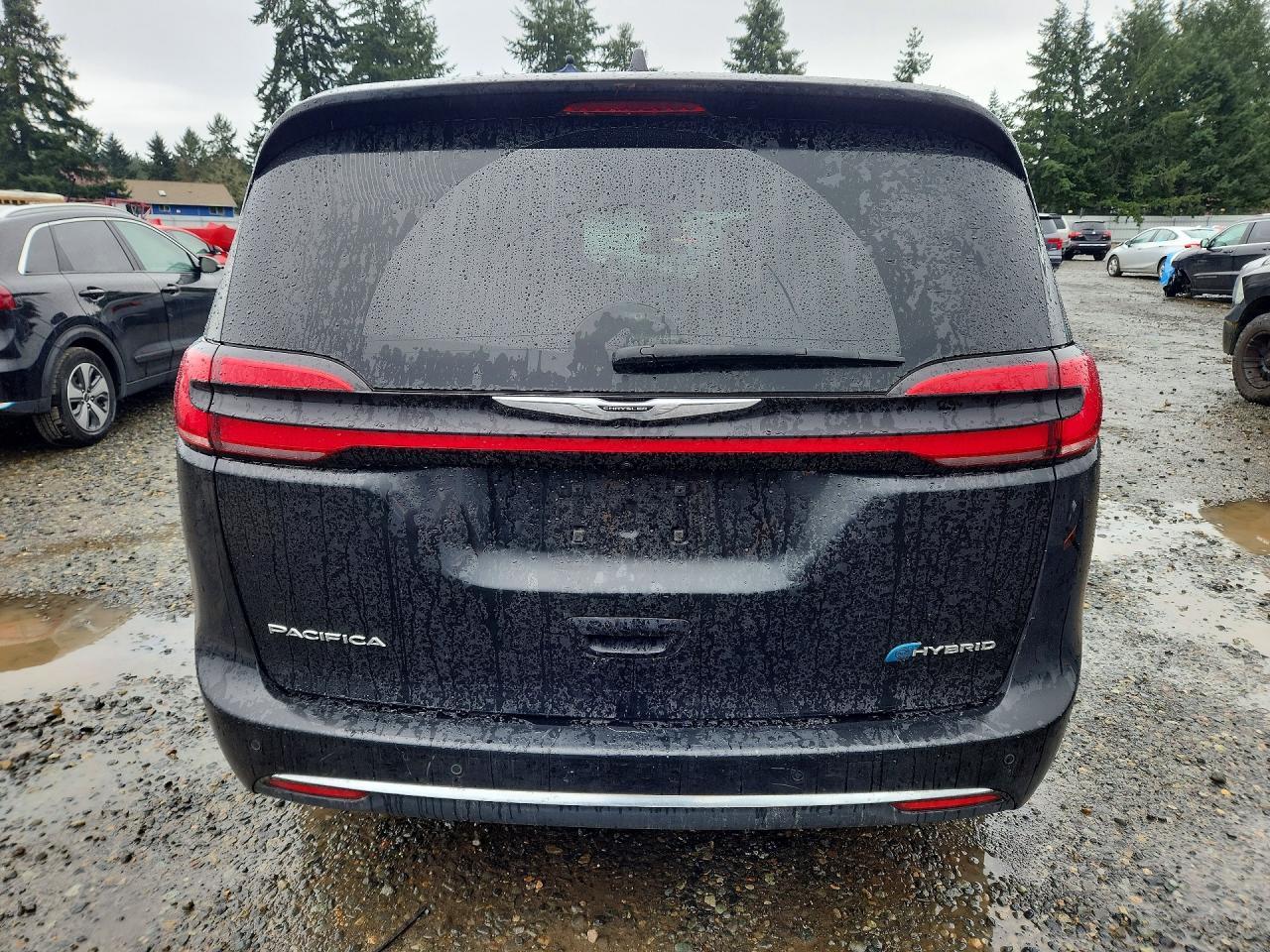 2022 Chrysler Pacifica Hybrid Pinnacle - Image 7