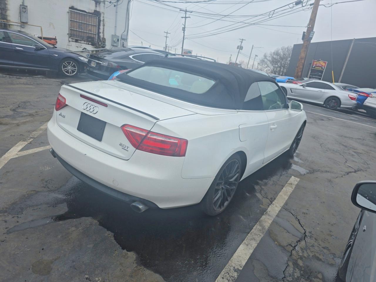 2012 Audi A5 Premium - Image 4