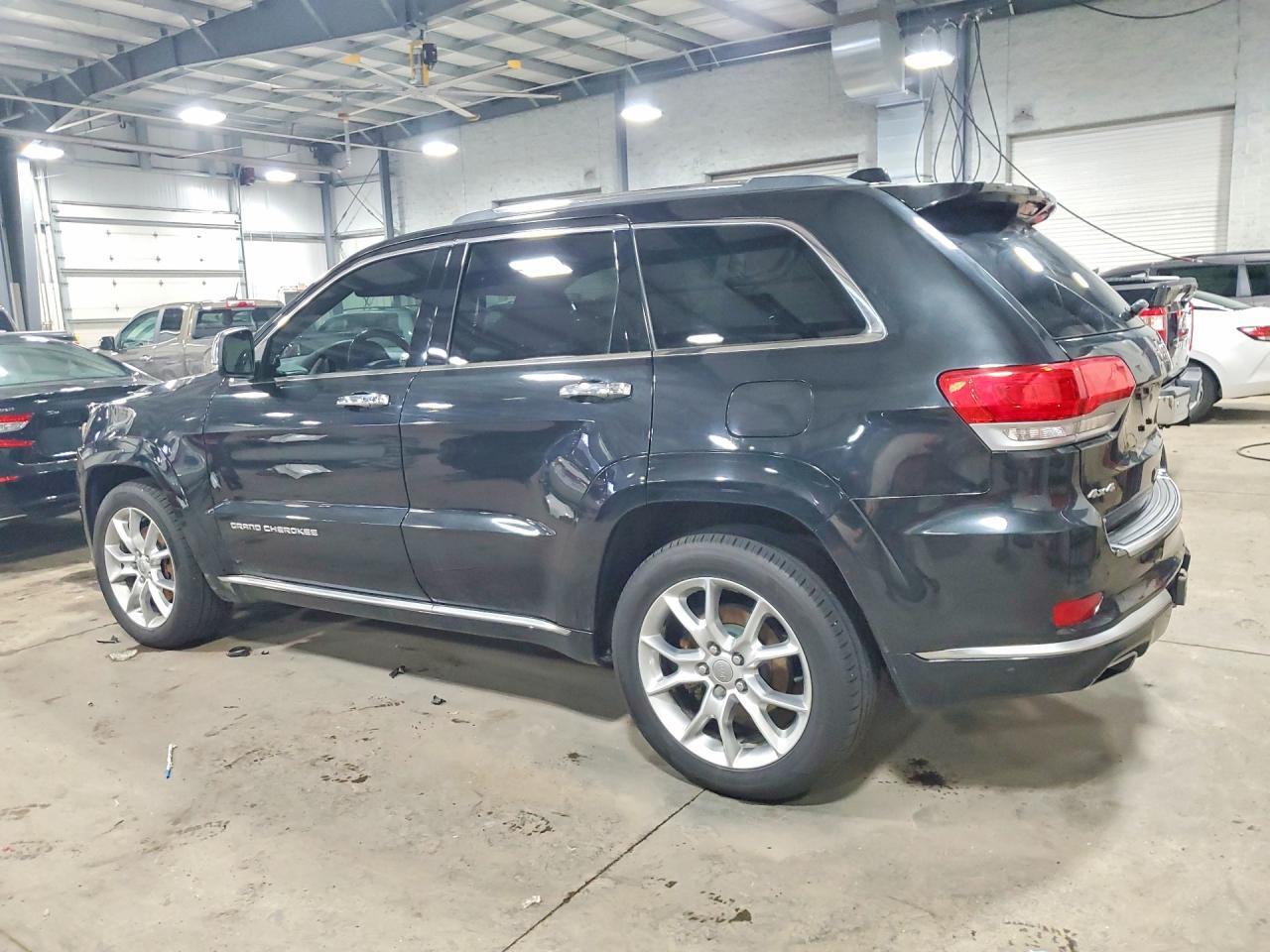 2016 Jeep Grand Cherokee Summit - Фото 2