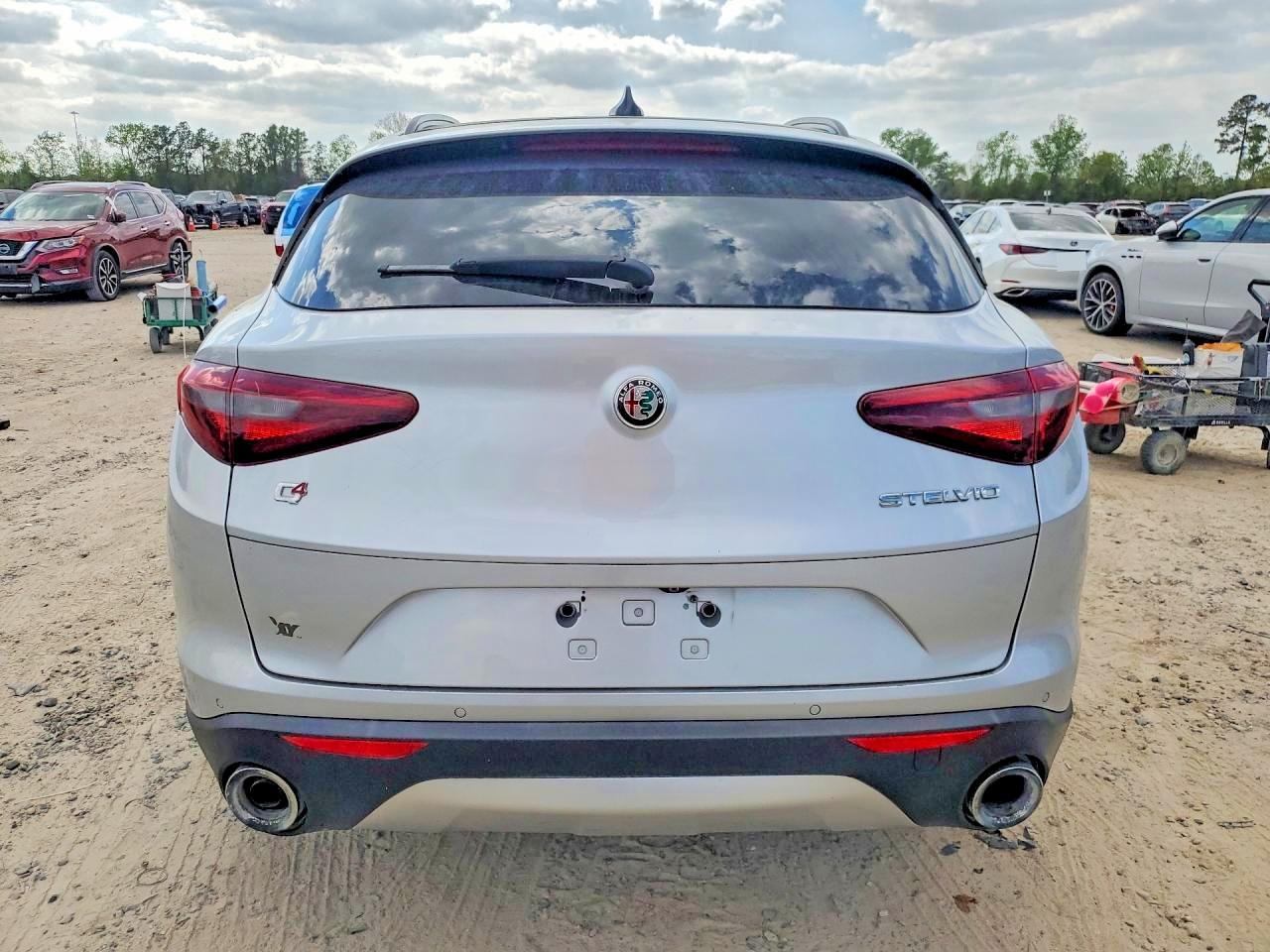 2018 Alfa Romeo Stelvio Ti Sport - Фото 6
