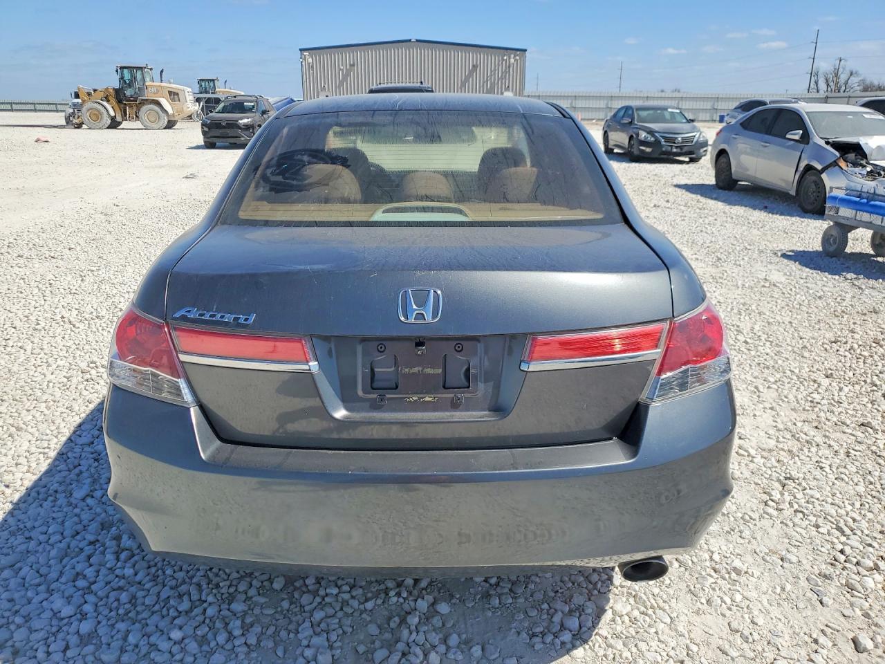 2011 Honda Accord Lxp - Image 6